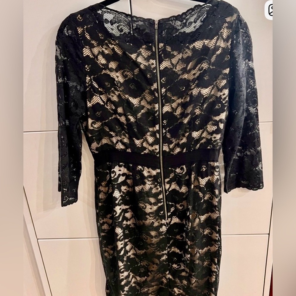 Elegant Black Lace Dress - Picture 4 of 8